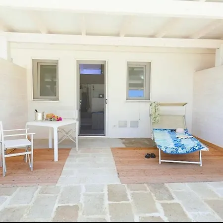 Stabilimento Lido Burrone Oda ve Kahvaltı Favignana