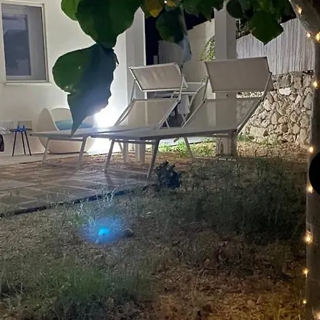 Oda ve Kahvaltı Stabilimento Lido Burrone Favignana