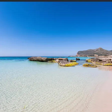 Stabilimento Lido Burrone Couette-café Favignana